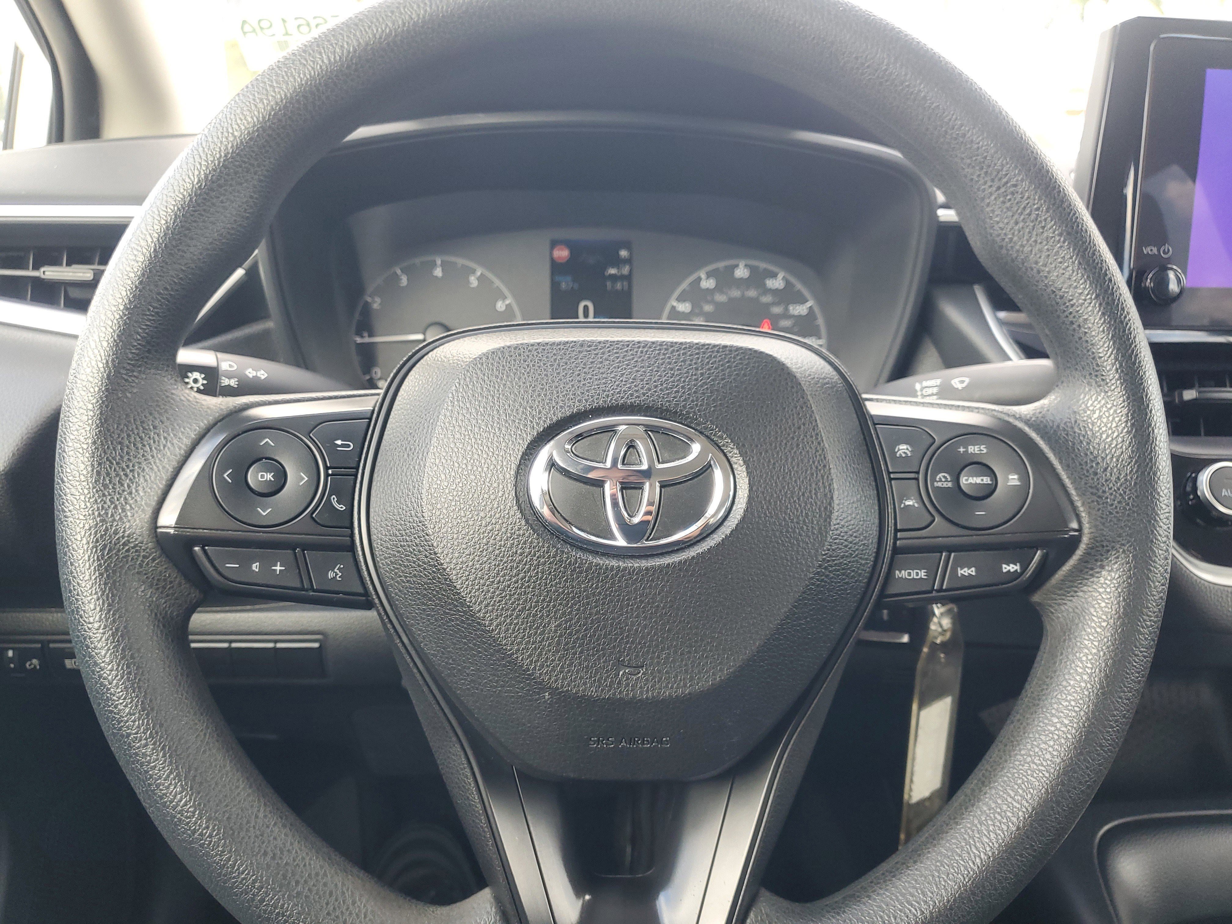 Used 2023 Toyota Corolla LE image 20