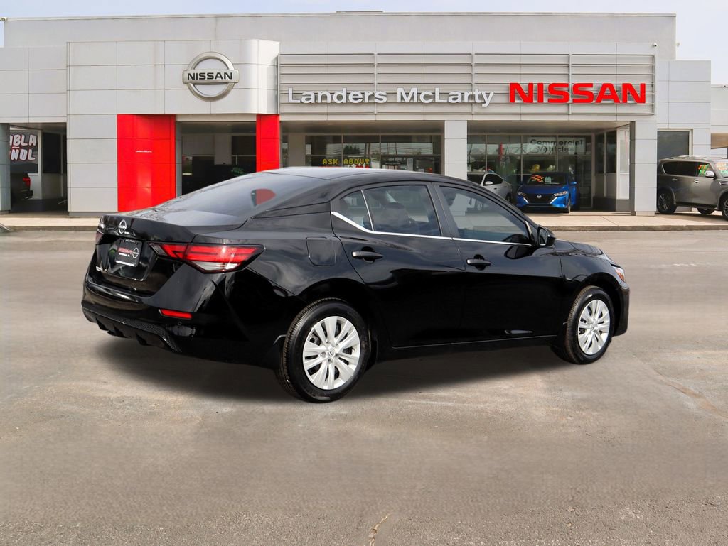 Used 2025 Nissan Sentra S image 3