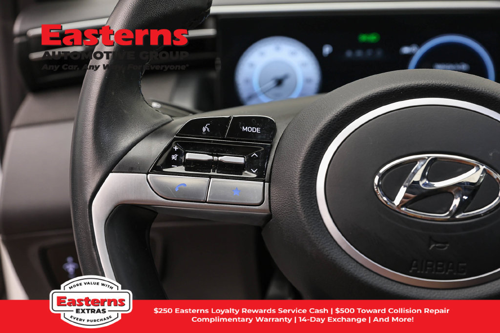 Used 2024 Hyundai Tucson SEL w/ Convenience Package AWD/4WD image 16