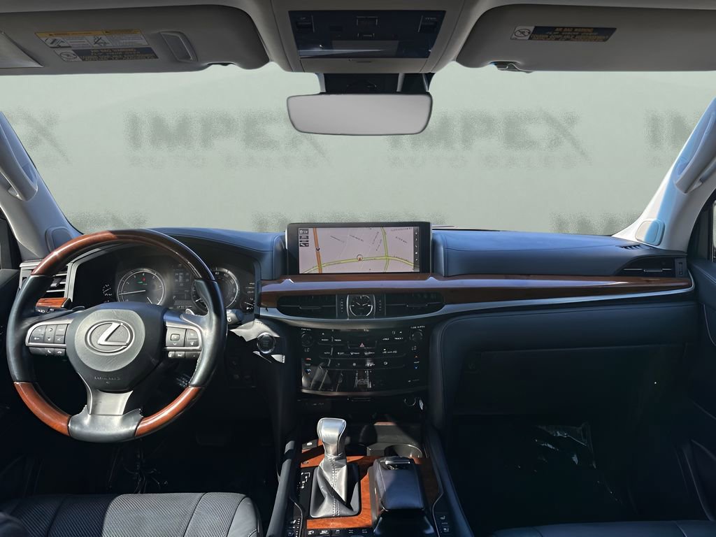 Used 2016 Lexus LX 570 4WD image 16