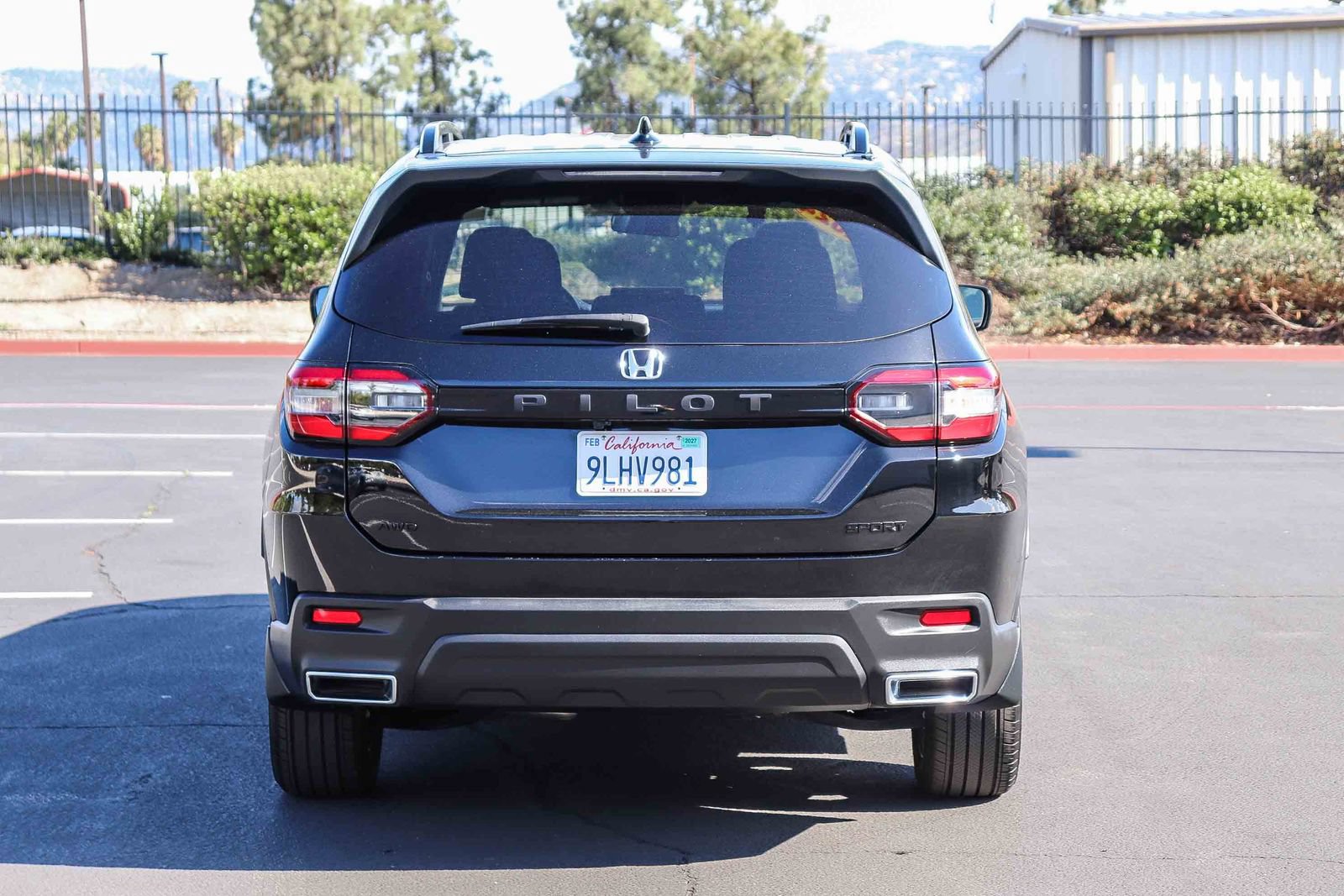 Used 2024 Honda Pilot Sport image 6