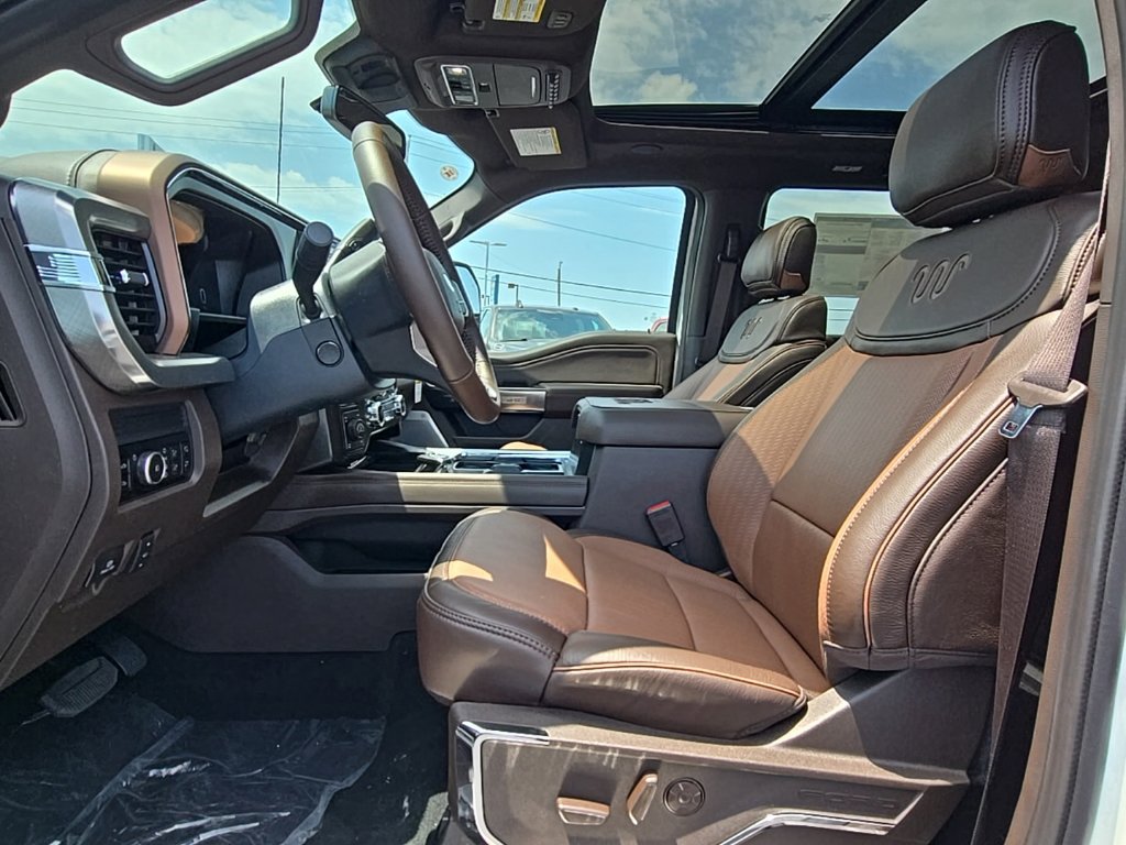 New 2026 Ford F350 4x4 Crew Cab Super Duty image 12