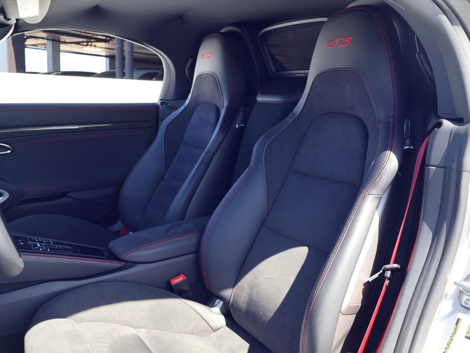 Certified 2023 Porsche 718 Boxster GTS image 6