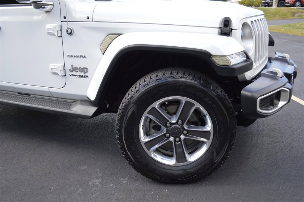 Used 2020 Jeep Wrangler Unlimited Sahara image 3