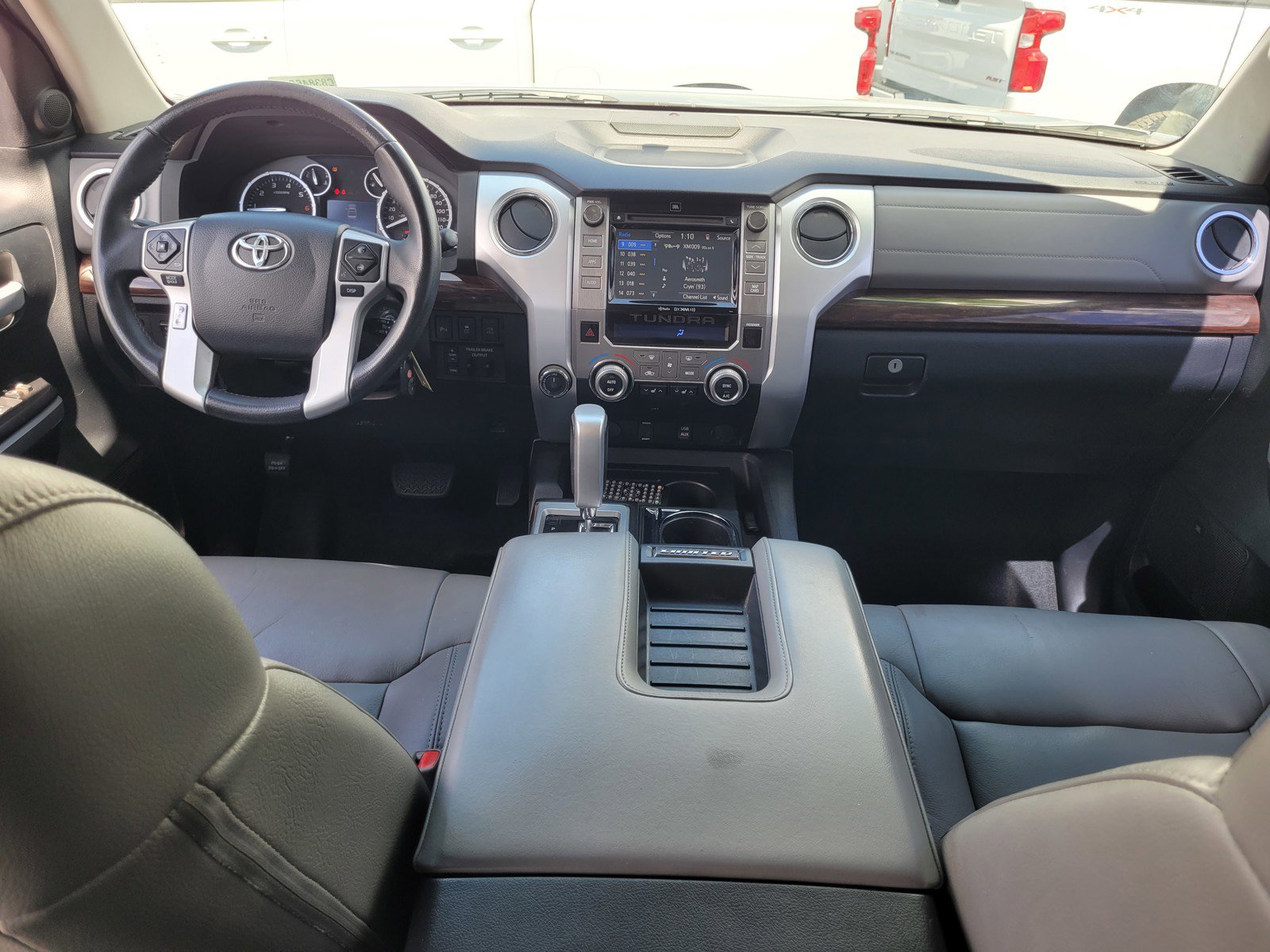 Used 2016 Toyota Tundra Limited w/ Limited Premium Package image 14