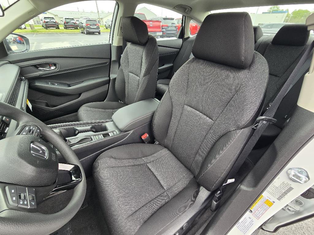 New 2025 Honda Accord SE image 14