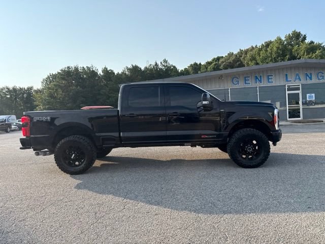Used 2025 Ford F350 Lariat w/ Lariat Ultimate Package AWD/4WD image 18