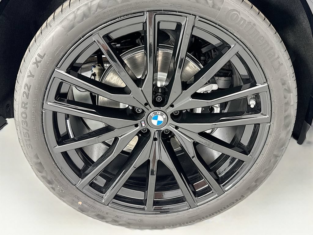 New 2027 BMW X6 xDrive40i w/ Climate Comfort Package AWD/4WD image 32