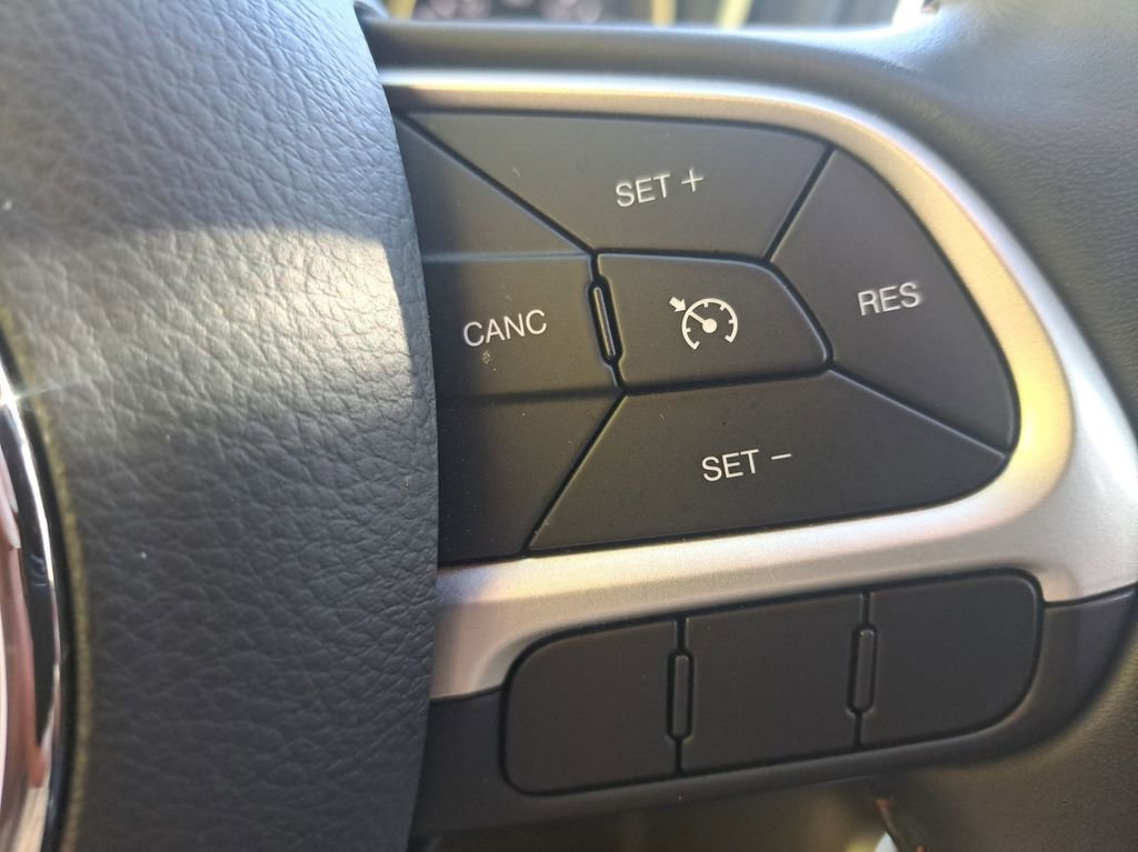 Used 2019 Jeep Compass Latitude image 26