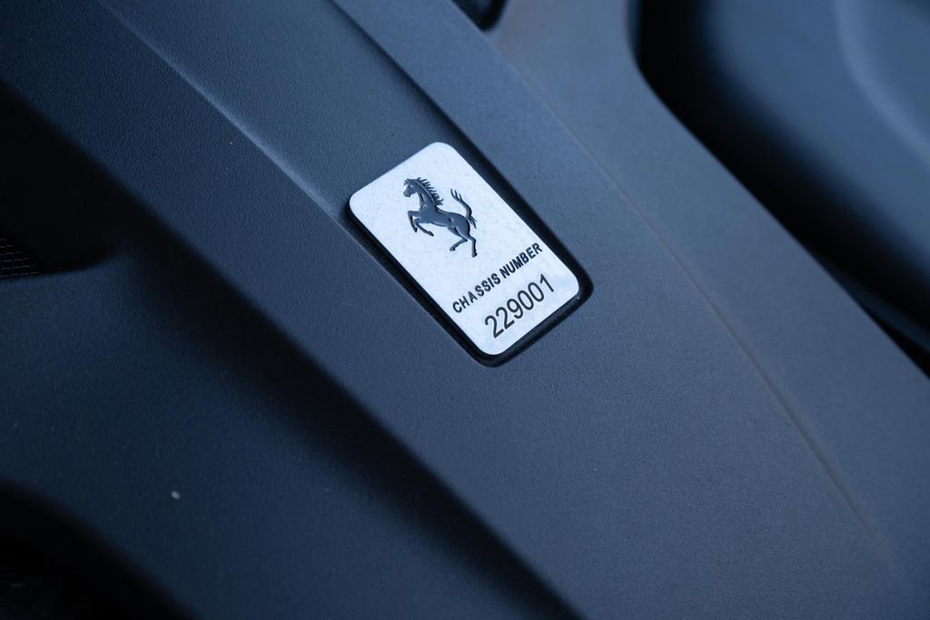 Certified 2018 Ferrari GTC4Lusso image 12