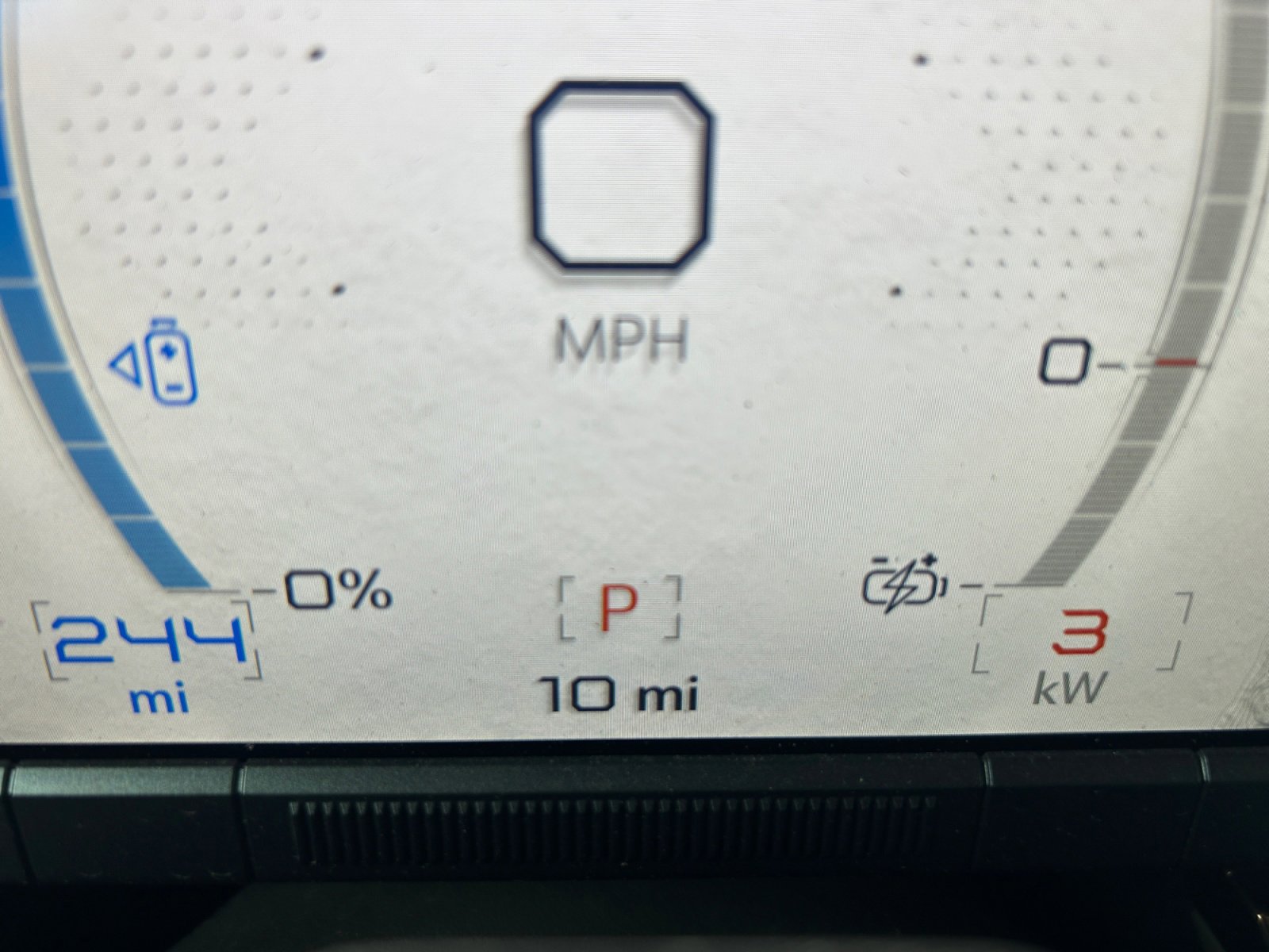 New 2025 GMC Hummer EV 2X w/ LPO, Sport Package image 2