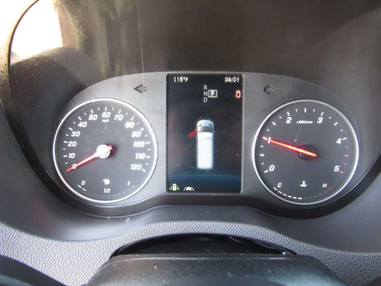 Used 2024 Mercedes-Benz Sprinter 2500 image 25