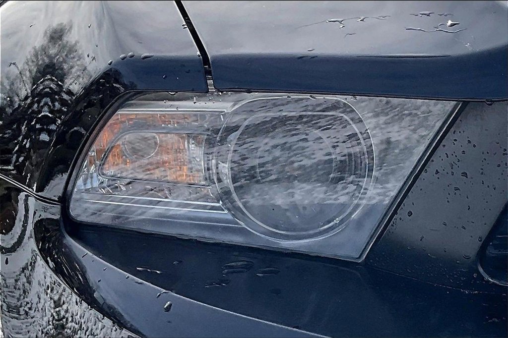 Used 2010 Ford Mustang GT image 25