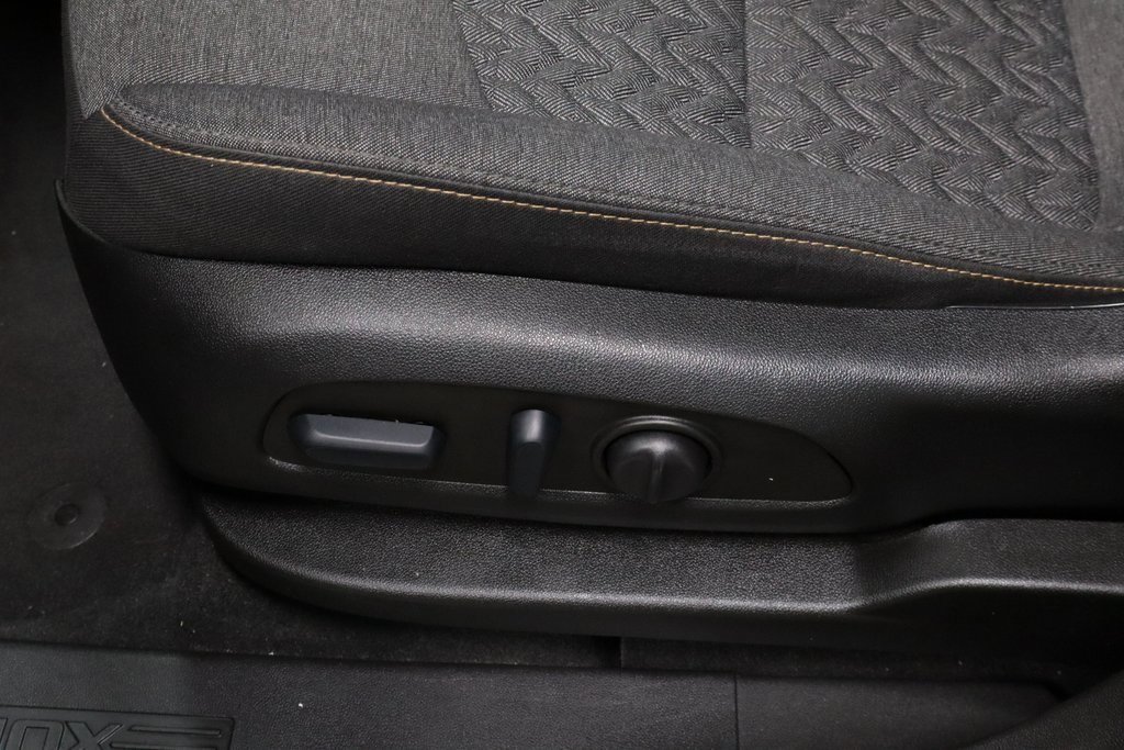 Used 2022 Chevrolet Equinox LT image 23