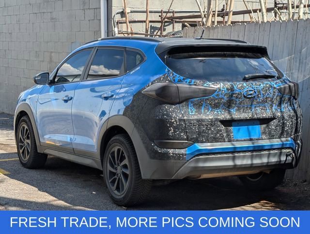 Used 2017 Hyundai Tucson SE AWD/4WD image 3