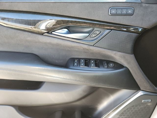 Used 2019 Cadillac Escalade Platinum image 32