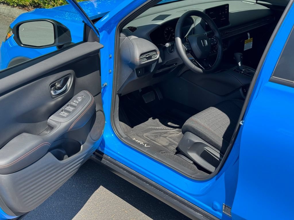 Certified 2027 Honda HR-V Sport image 7