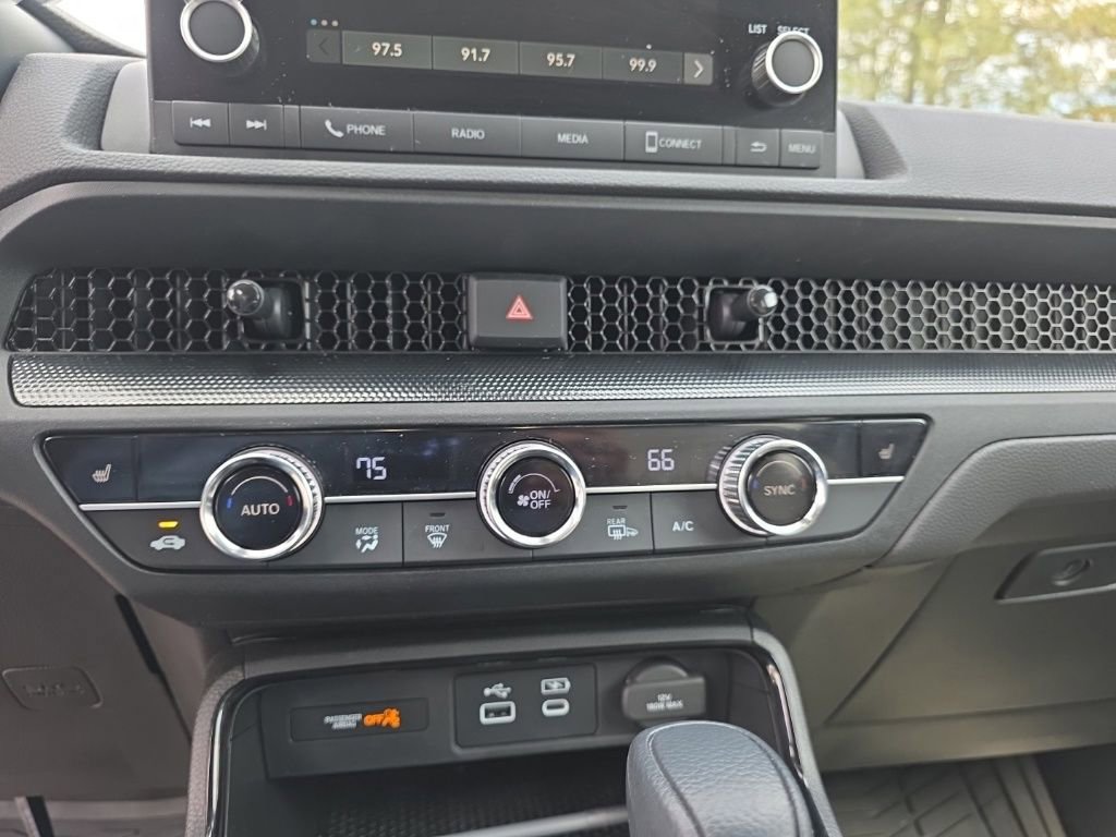 Certified 2024 Honda CR-V EX image 17