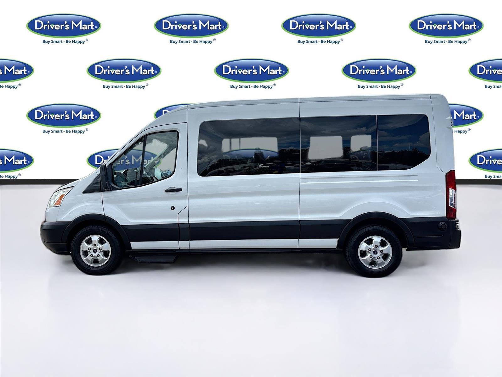 Used 2019 Ford Transit 350 XLT RWD image 4