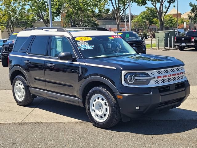 Used 2025 Ford Bronco Sport Heritage w/ Convenience Package AWD/4WD image 3
