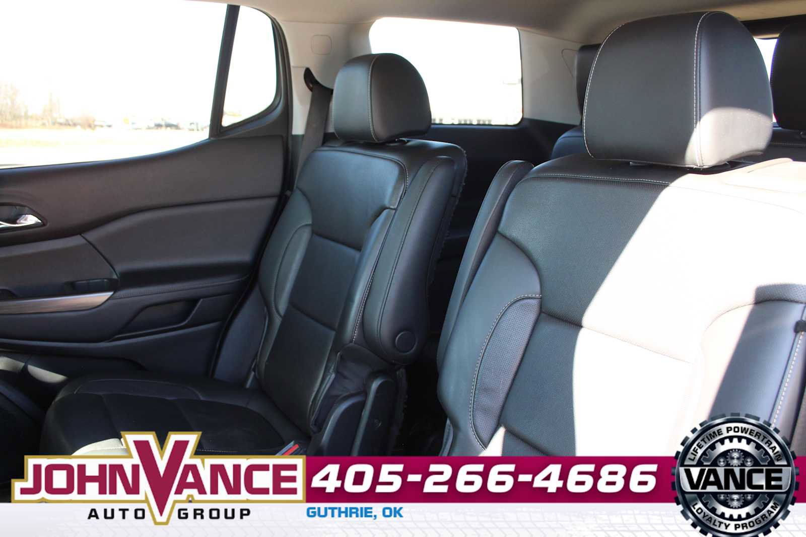 Used 2020 GMC Acadia SLT w/ Driver Alert Package II image 23