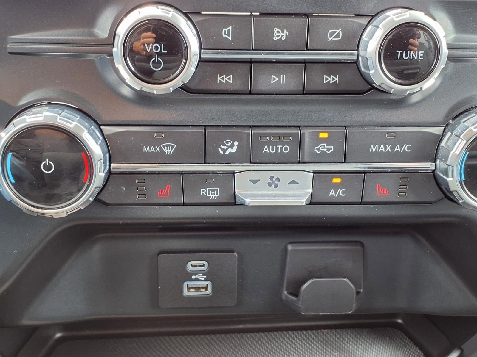Used 2022 Ford F150 XLT w/ Equipment Group 302A High AWD/4WD image 15