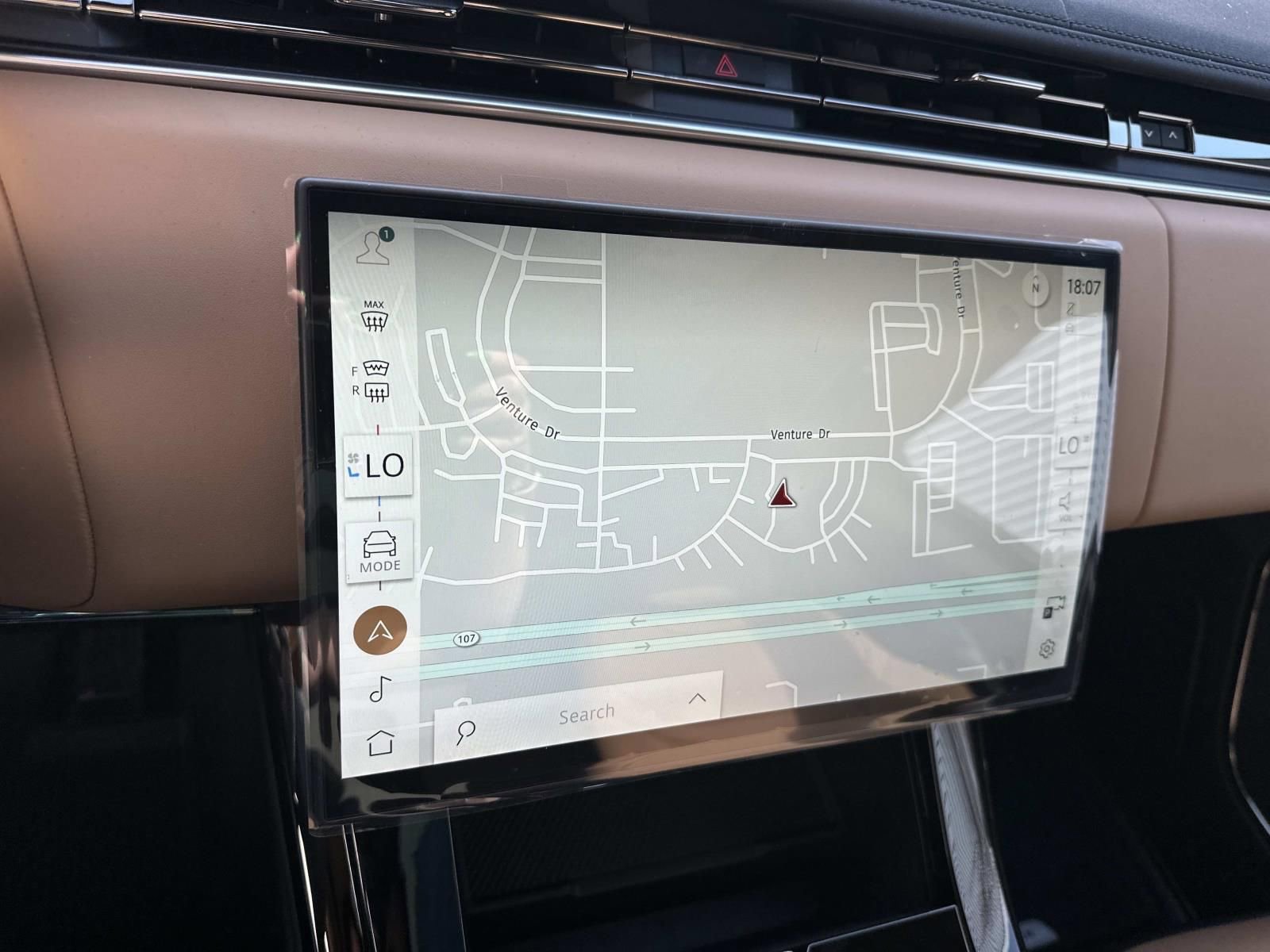 New 2026 Land Rover Range Rover Sport Dynamic SE AWD/4WD image 15