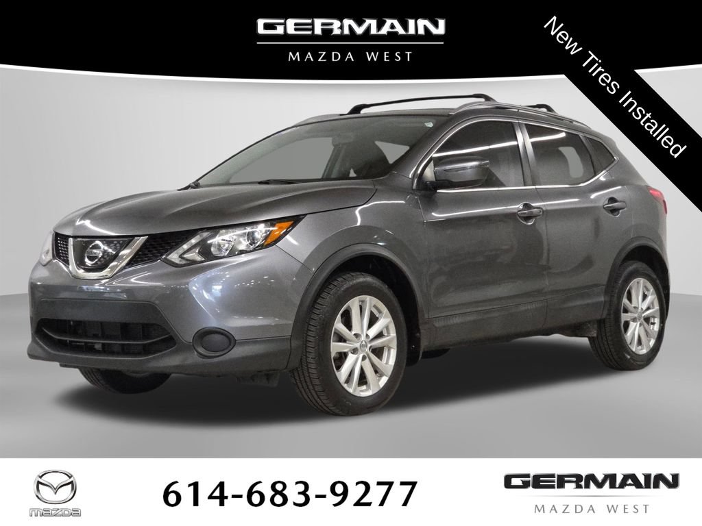Used 2018 Nissan Rogue Sport SV AWD/4WD image 1