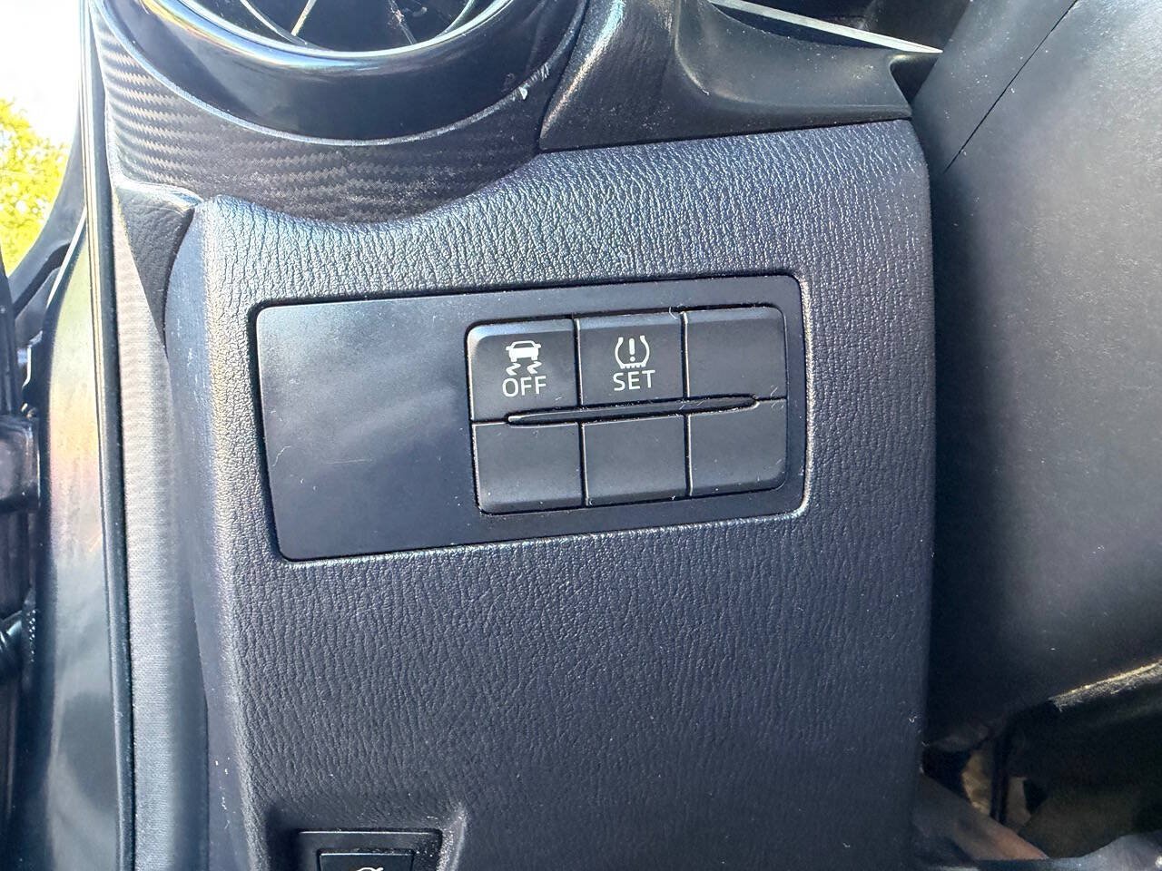 Used 2016 Scion iA FWD image 20