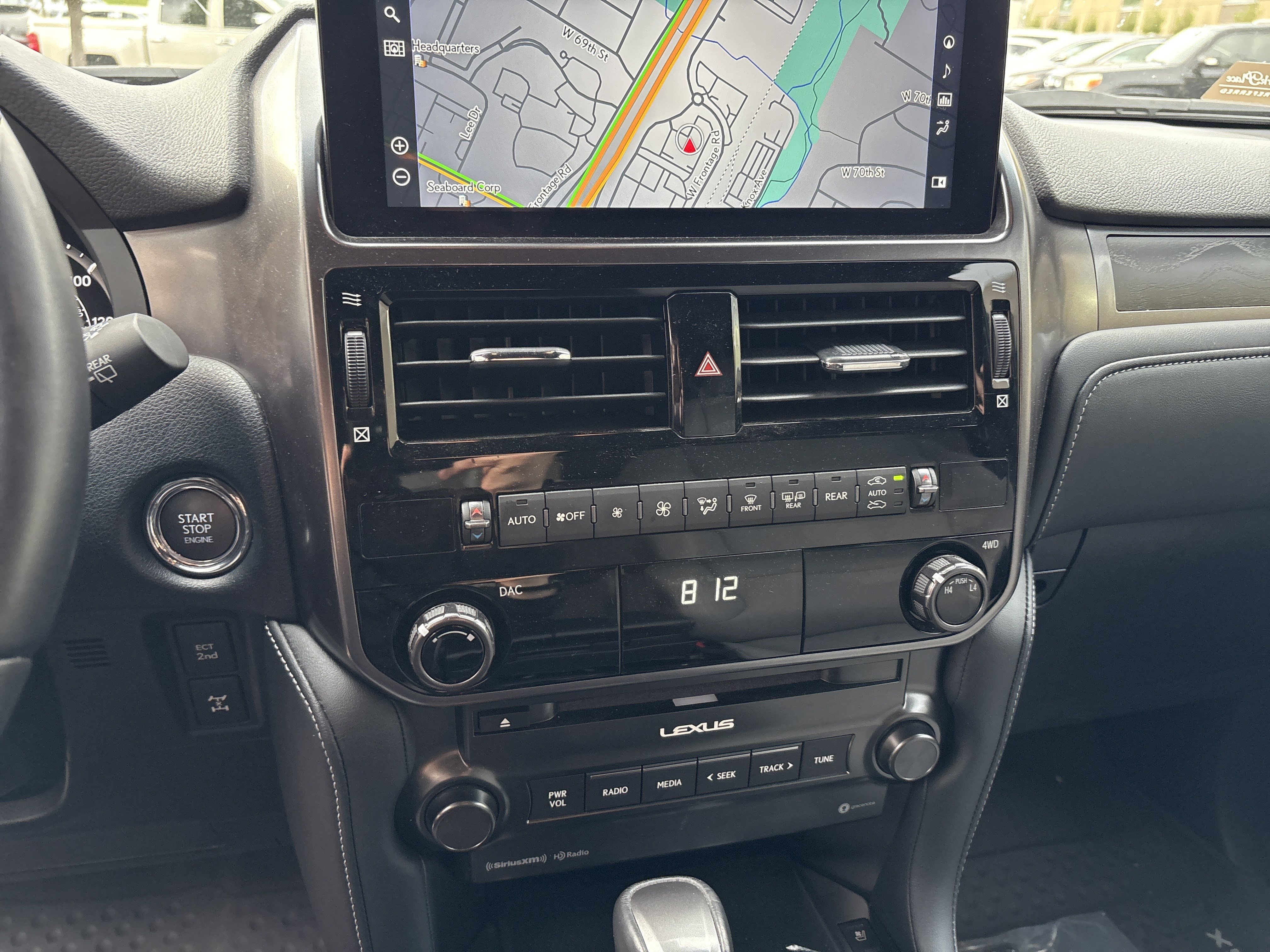 Certified 2023 Lexus GX 460 w/ Black Line Special Edition AWD/4WD image 34