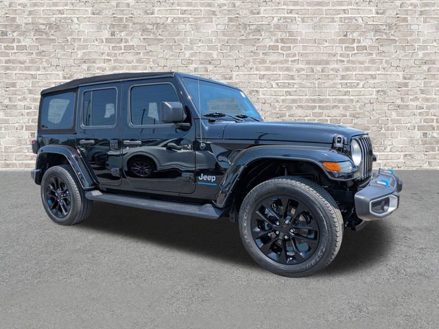 Used 2023 Jeep Wrangler Unlimited Sahara AWD/4WD image 1