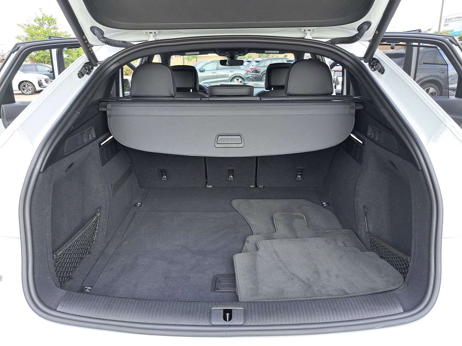 Used 2023 Audi Q5 2.0T Prestige w/ Prestige Package image 12