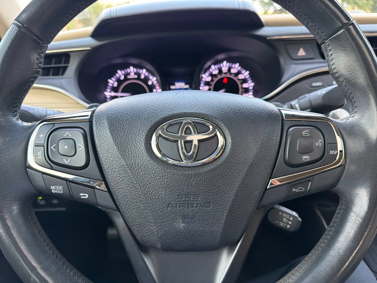 Used 2015 Toyota Avalon Limited w/ Technology Package FWD image 7