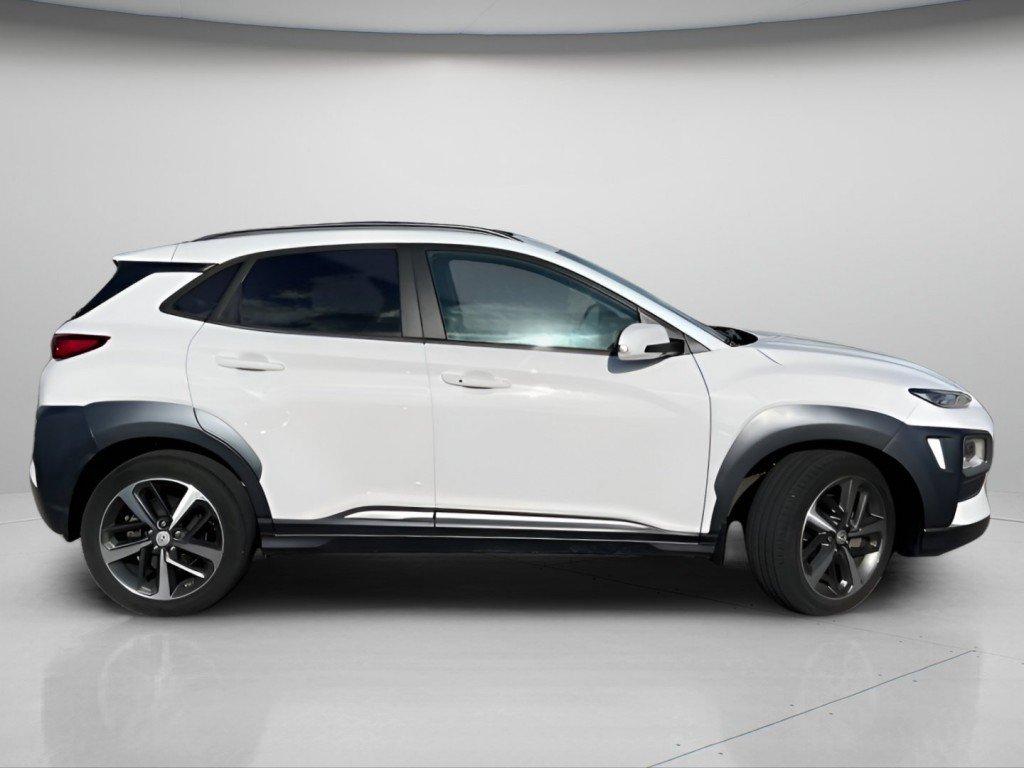 Used 2021 Hyundai Kona Limited AWD/4WD image 3