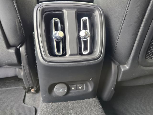 Used 2023 Volvo C40 P8 Recharge Ultimate AWD/4WD image 31
