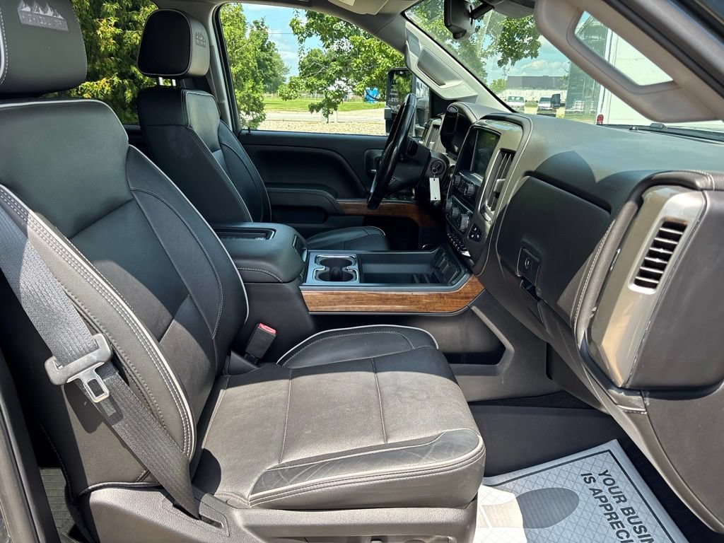 Used 2018 Chevrolet Silverado 2500 High Country AWD/4WD image 18