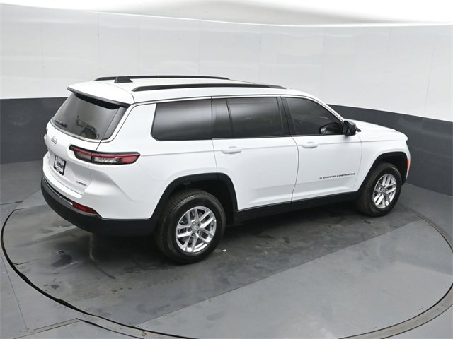 New 2025 Jeep Grand Cherokee L Laredo image 30