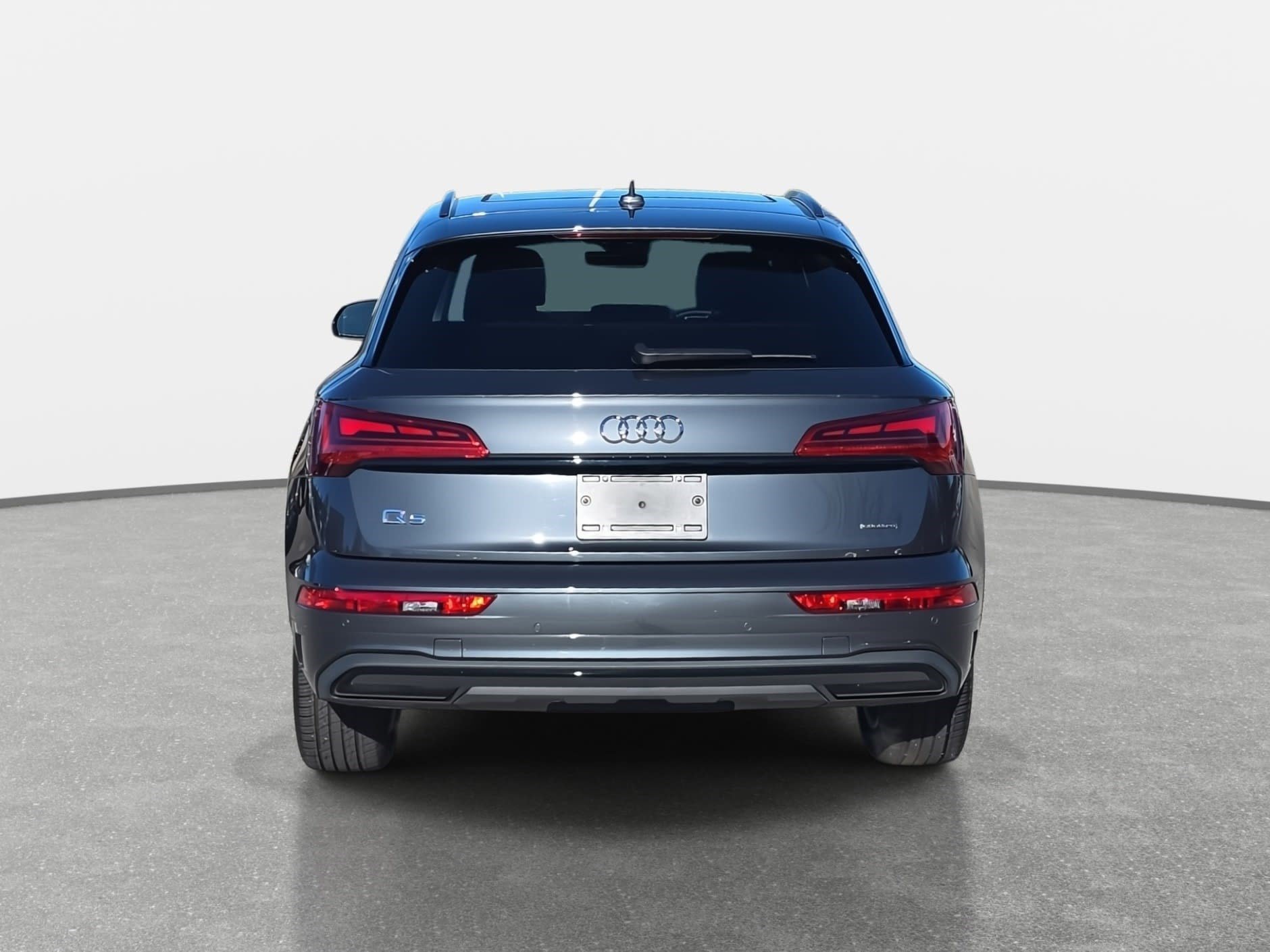 Certified 2025 Audi Q5 2.0T Premium w/ Convenience Plus Package image 6