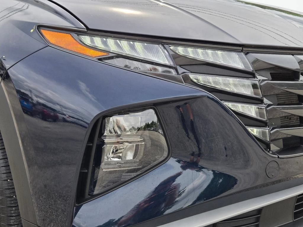 Used 2024 Hyundai Tucson SEL FWD image 2