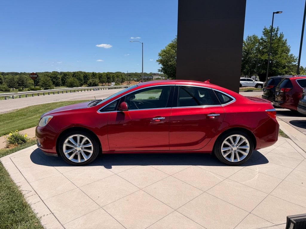 Used 2012 Buick Verano FWD image 6