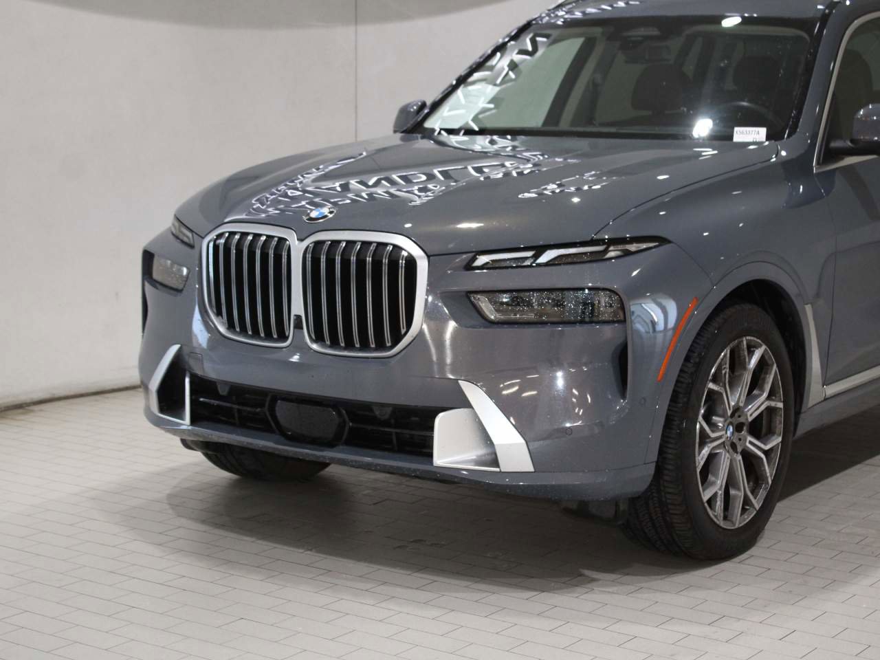 Certified 2023 BMW X7 xDrive40i w/ Premium Package image 2