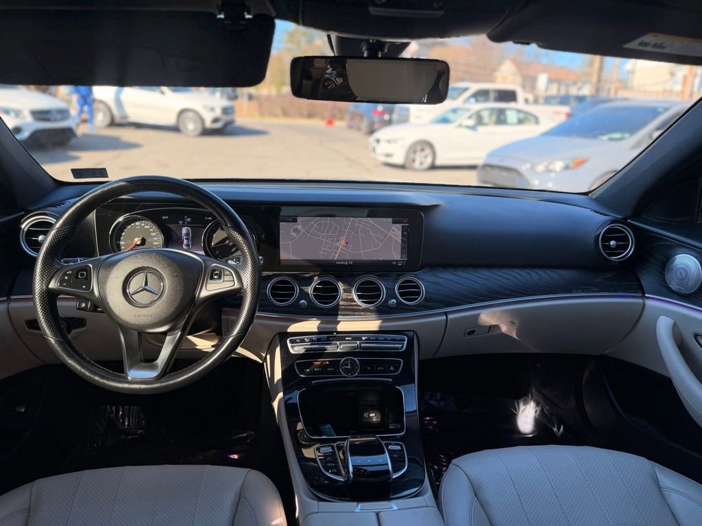 Used 2017 Mercedes-Benz E 300 4MATIC image 19