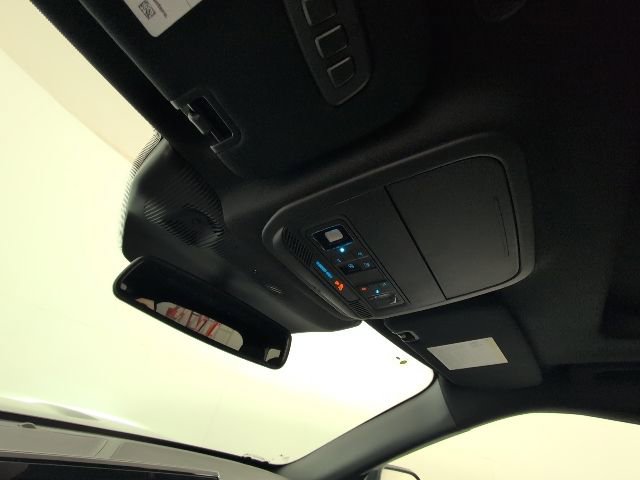 New 2026 Ford Explorer ST-Line w/ ST-Line Street Pack image 20