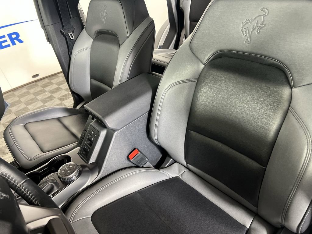 Used 2024 Ford Bronco Black Diamond AWD/4WD image 20