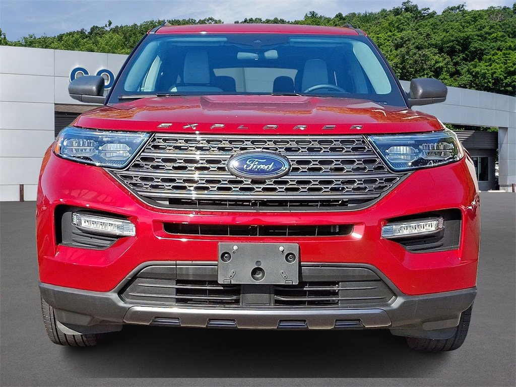 Certified 2021 Ford Explorer XLT w/ Equipment Group 202A image 2
