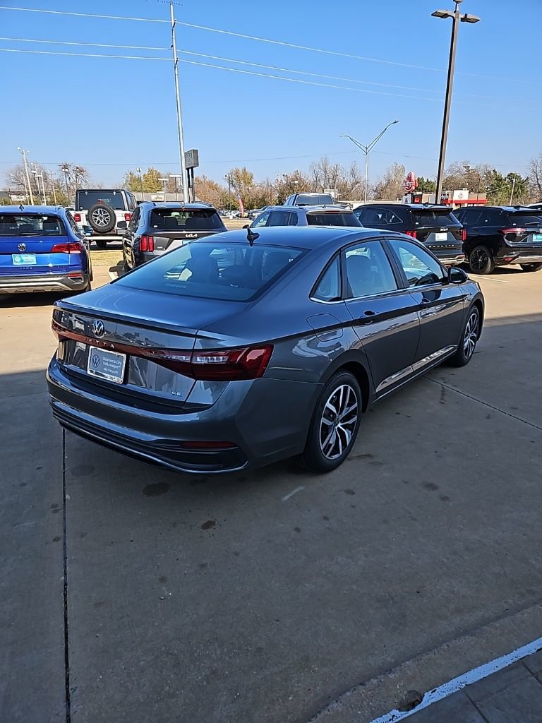New 2026 Volkswagen Jetta SE image 5