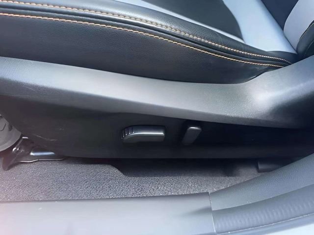 Used 2020 Subaru Crosstrek 2.0i Limited w/ Moonroof Package image 5