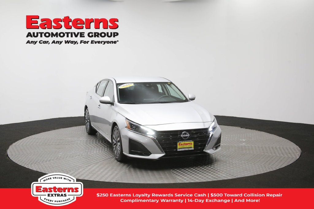 Used 2023 Nissan Altima 2.5 SV FWD image 52