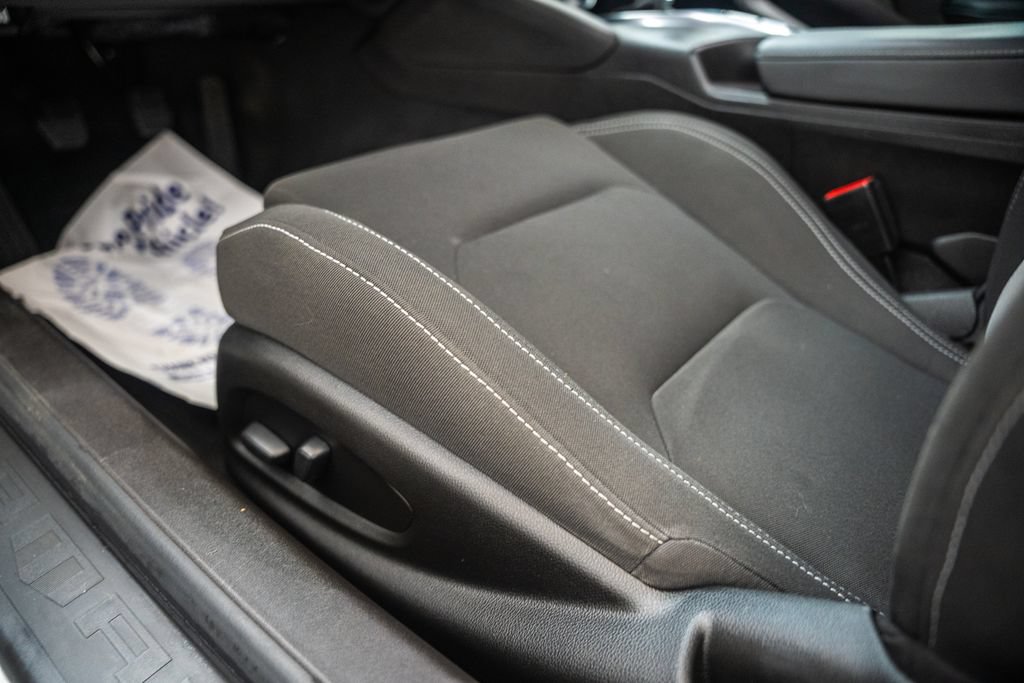 Used 2023 Chevrolet Camaro LT RWD image 35
