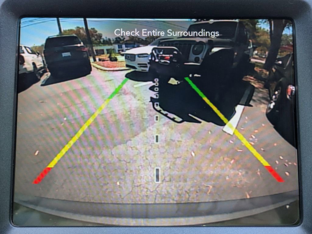 Used 2020 Jeep Cherokee Trailhawk w/ Technology Group AWD/4WD image 27